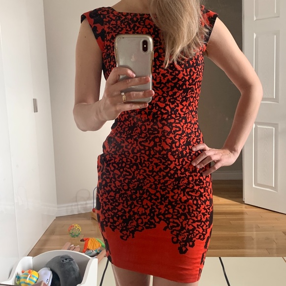 Like New Figure-Flattering FRENCH CONNECTION Animal Print Pencil Dress Size 4 - Picture 2 of 9